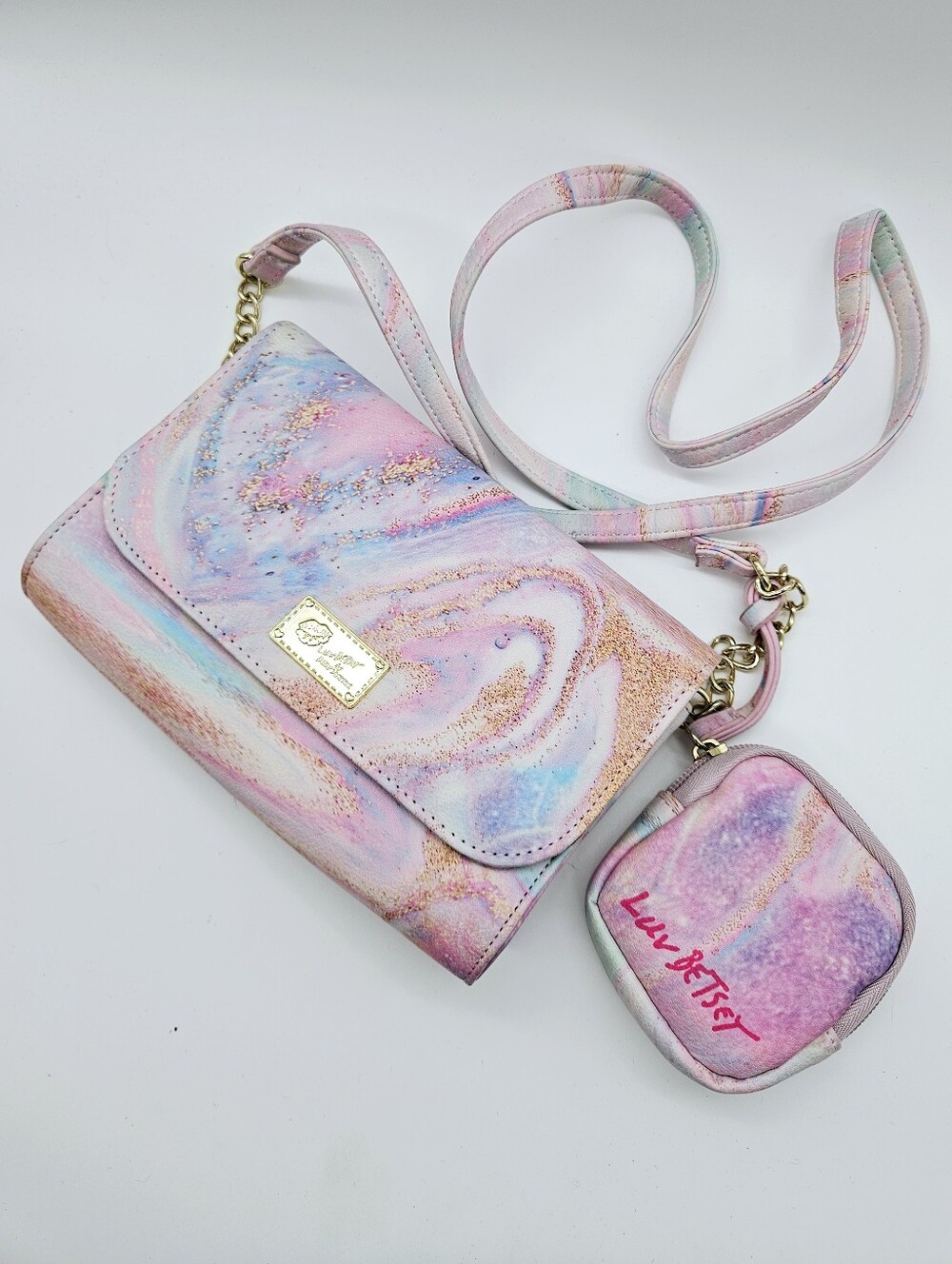 BETSEY JOHNSON | Luv Betsey pastel marble crossbody purse w/ coin purse